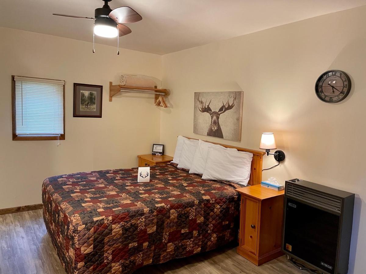 Whitetail Creek Resort Lead Экстерьер фото