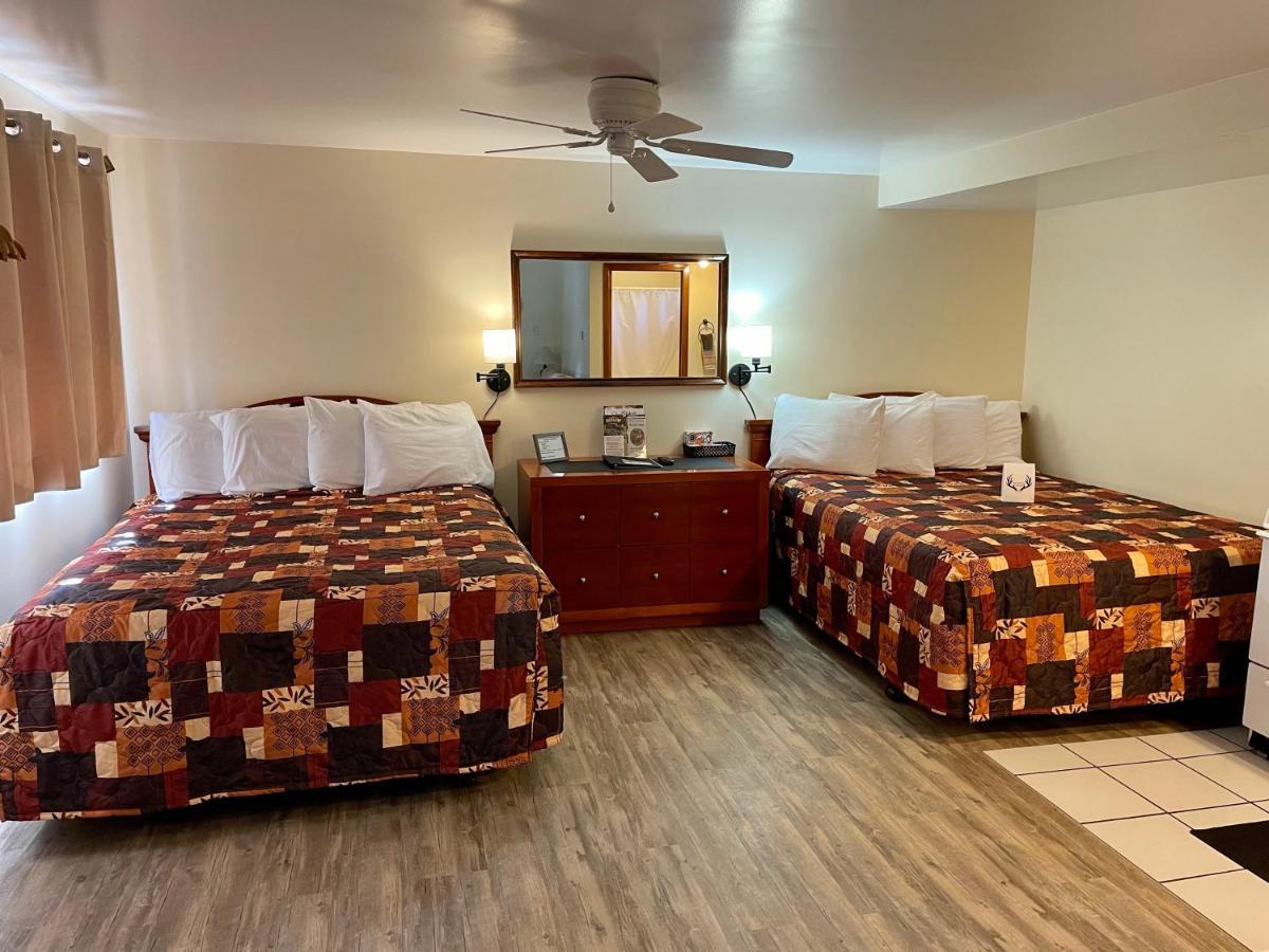 Whitetail Creek Resort Lead Экстерьер фото
